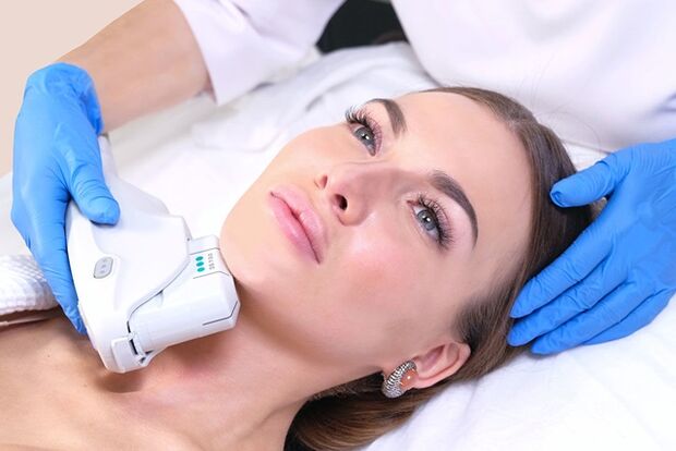 Estiramiento facial de hardware para una regeneración efectiva de la piel